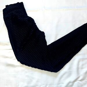 Black Viral Booty Leggings Size M